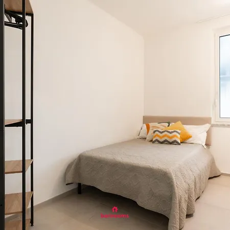 Davanzati Flat * Bari